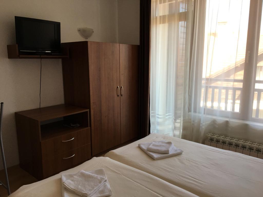 Semiramida Gardens Apartment Samokov Luaran gambar